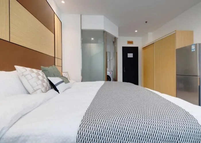 Yueshe Apartment - Hongqiao Longbai Xincun