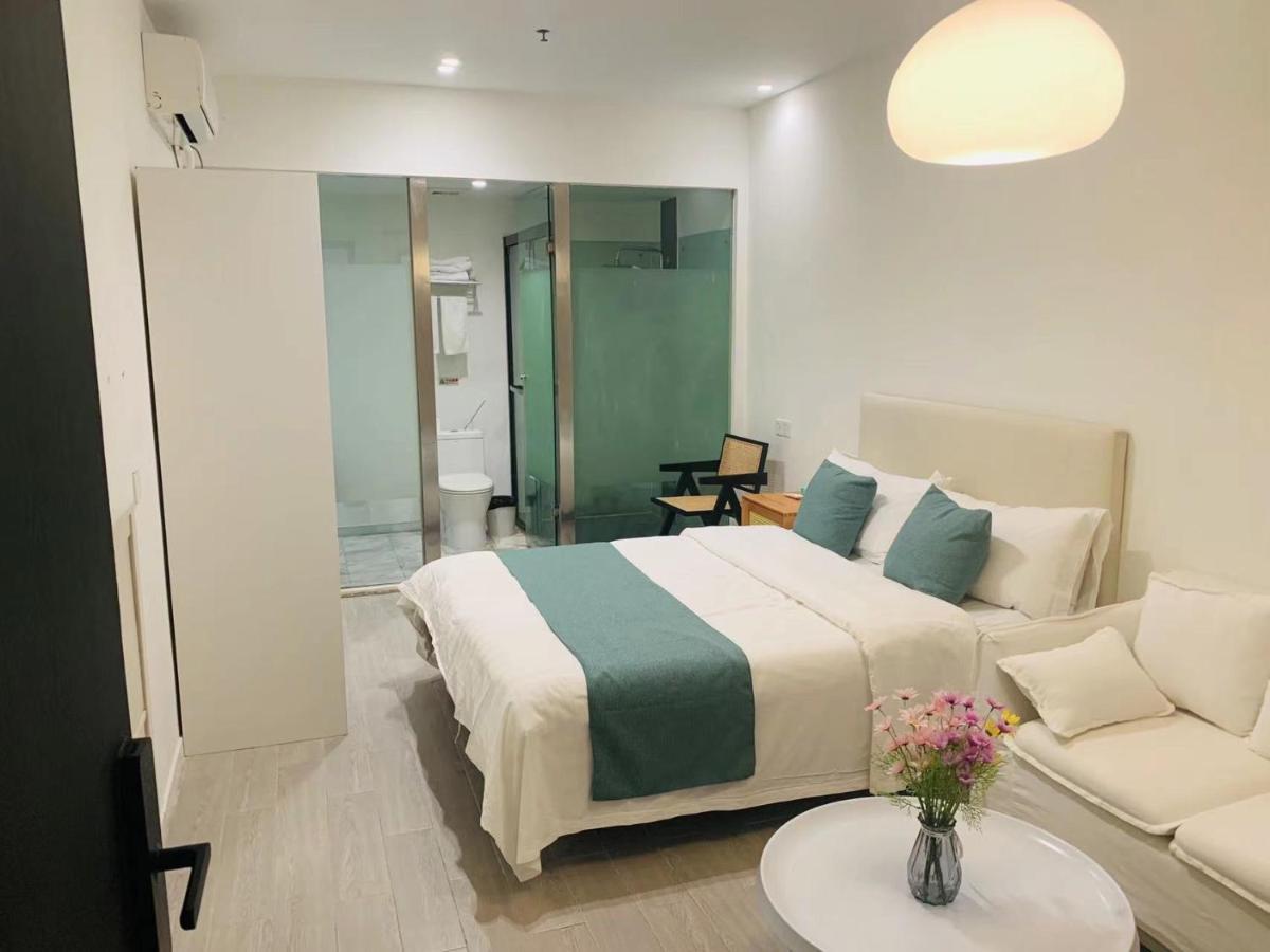 Yueshe - Hongqiao Longbai Xincun Aparthotel 2*